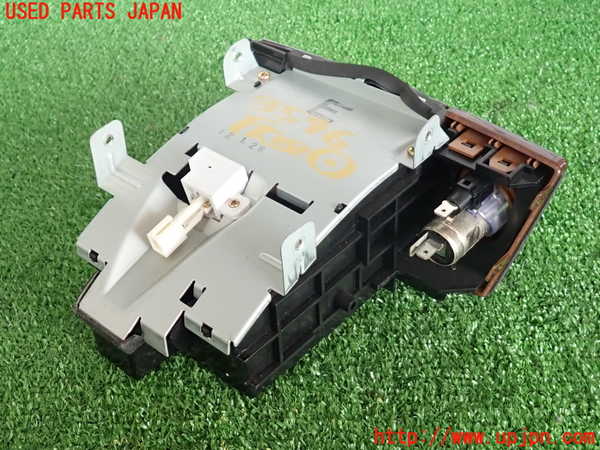 2UPJ-35967821]セフィーロ(A33)灰皿1 中古_m0002.jpg