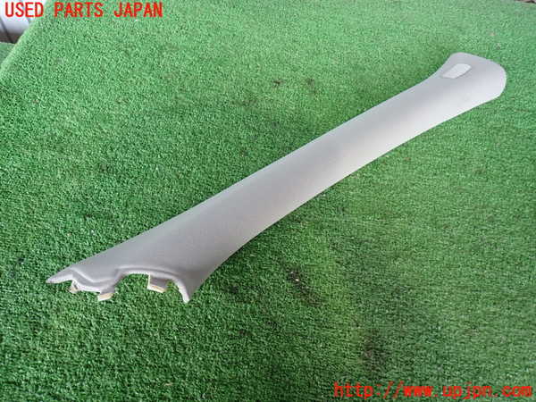 2UPJ-35977655]ベンツ S350(221057)(W221)右フロントピラートリム 中古_m0001.jpg