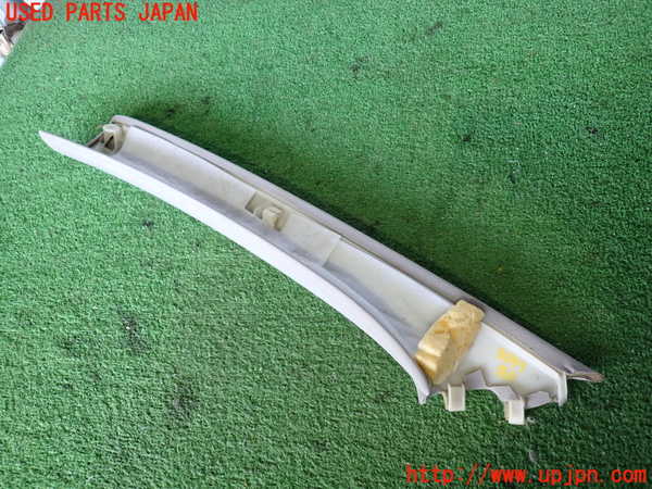 2UPJ-35977655]ベンツ S350(221057)(W221)右フロントピラートリム 中古_m0004.jpg