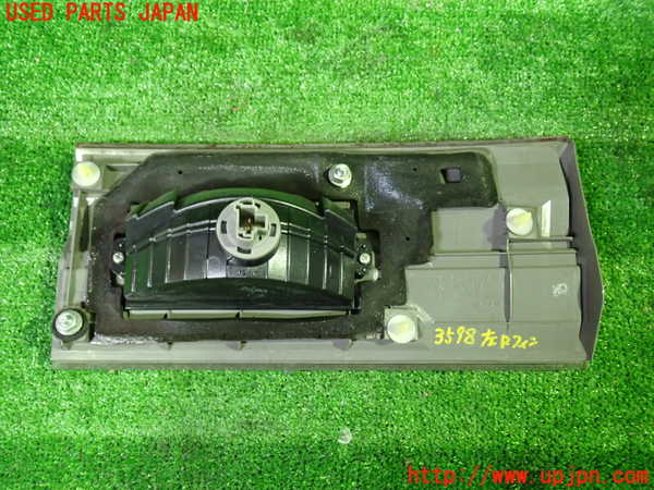 1UPJ-35981552]デリカD：5(CV5W)左リアフィニッシャー 中古_m0002.jpg