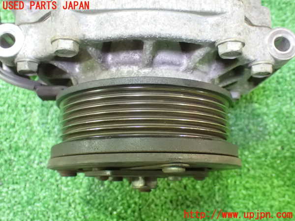 1UPJ-35986025]デリカD：5(CV5W)エアコンコンプレッサー 中古_m0002.jpg
