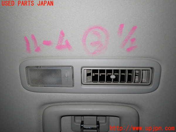 1UPJ-35986413]デリカD：5(CV5W)ルームランプ3 (3列目天井) 中古_m0001.jpg