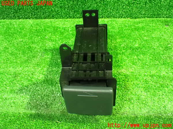 1UPJ-35987810]デリカD：5(CV5W)ドリンクホルダー 中古_m0001.jpg