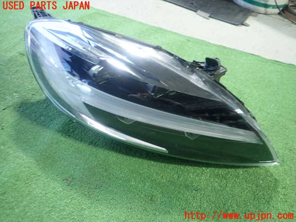 1UPJ-35991130]ボルボ・V40 クロスカントリー(MB420XC)右ヘッドライト LED 中古_m0001.jpg