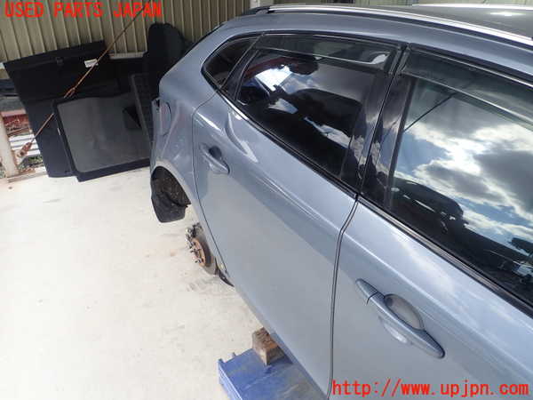 1UPJ-35991290]ボルボ・V40 クロスカントリー(MB420XC)右後ドア 中古 AGC M189 43R-00048_m0001.jpg