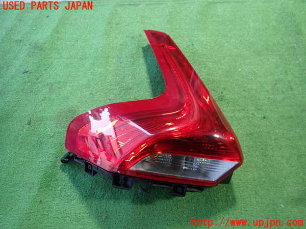 1UPJ-35991536]ボルボ・V40 クロスカントリー(MB420XC)左テールランプ 中古_m0001.jpg