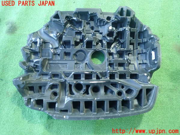 1UPJ-35992160]ボルボ・V40 クロスカントリー(MB420XC)エンジンアッパーカバー 中古_m0002.jpg