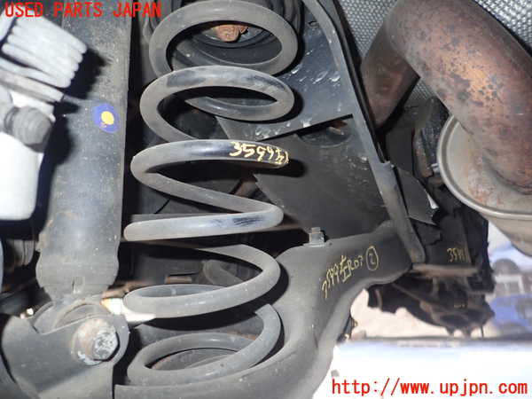 1UPJ-35995105]ボルボ・V40 クロスカントリー(MB420XC)左リアスプリング 中古_m0001.jpg