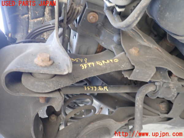 1UPJ-35995200]ボルボ・V40 クロスカントリー(MB420XC)右リアロアアーム1 中古_m0001.jpg