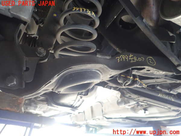 1UPJ-35995227]ボルボ・V40 クロスカントリー(MB420XC)左リアロアアーム2 中古_m0001.jpg