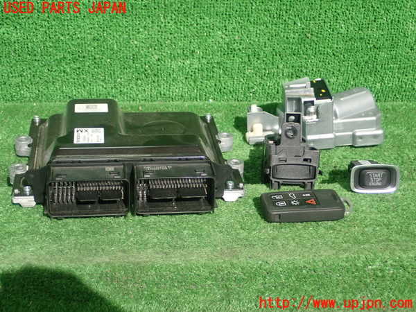 1UPJ-35996110]ボルボ・V40 クロスカントリー(MB420XC)エンジンコンピューター 中古_m0001.jpg