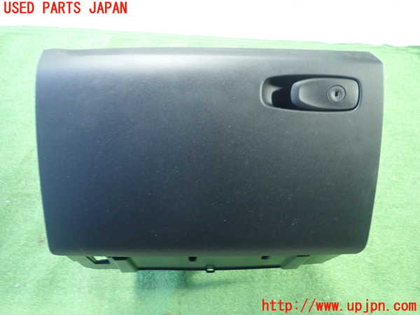 1UPJ-35997516]ボルボ・V40 クロスカントリー(MB420XC)グローブボックス1 中古_m0001.jpg