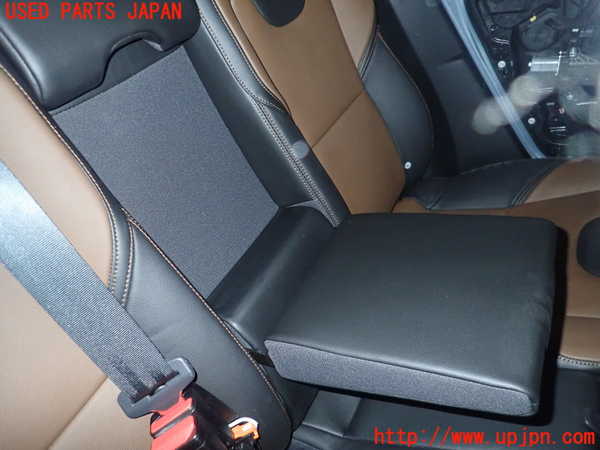 1UPJ-35997385]ボルボ・V40 クロスカントリー(MB420XC)リアシート 中古_m0003.jpg