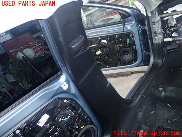 1UPJ-35997670]ボルボ・V40 クロスカントリー(MB420XC)左センターピラートリム 中古_m0001.jpg