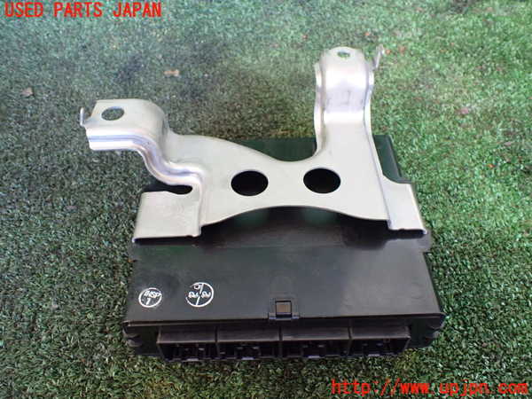 1UPJ-36006125]レクサス・RX450h(GYL10W)ABSコンピューター 中古_m0003.jpg