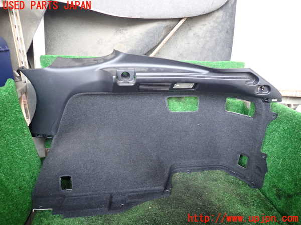 1UPJ-36007675]レクサス・RX450h(GYL10W)右リアピラートリム 中古_m0001.jpg