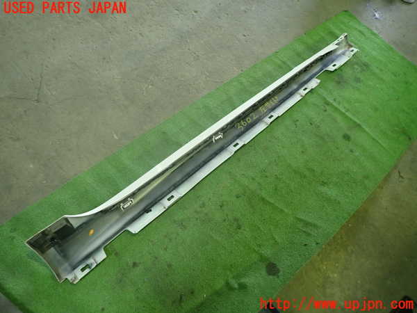 1UPJ-36021392]アウディ・A5 スポーツバック(F5CVKL)左サイドステップ 中古_m0004.jpg