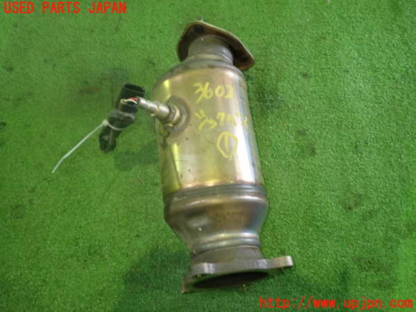 1UPJ-36022661]アウディ・A5 スポーツバック(F5CVKL)触媒1 中古_m0004.jpg