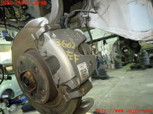 1UPJ-36024085]アウディ・A5 スポーツバック(F5CVKL)左フロントキャリパー 中古_m0001.jpg