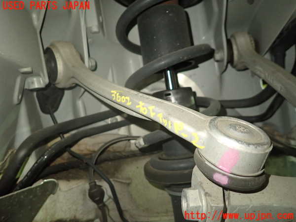 1UPJ-36025127]アウディ・A5 スポーツバック(F5CVKL)右フロントアッパーアーム2 中古_m0001.jpg