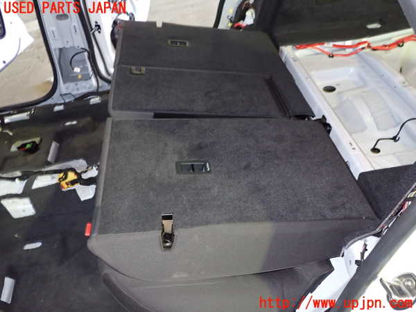 1UPJ-36027385]アウディ・A5 スポーツバック(F5CVKL)リアシート 中古_m0004.jpg