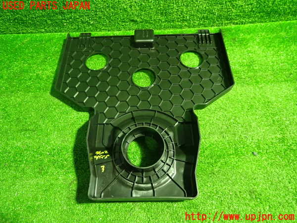 1UPJ-36027773]アウディ・A5 スポーツバック(F5CVKL)ラゲッジトレイ3 中古_m0002.jpg