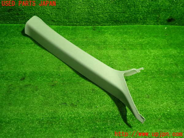 1UPJ-36027655]アウディ・A5 スポーツバック(F5CVKL)右フロントピラートリム 中古_m0002.jpg