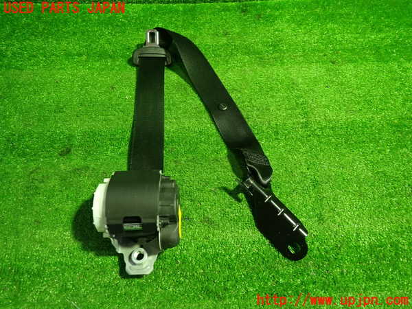 1UPJ-36027185]アウディ・A5 スポーツバック(F5CVKL)左2列目シートベルト 中古_m0001.jpg