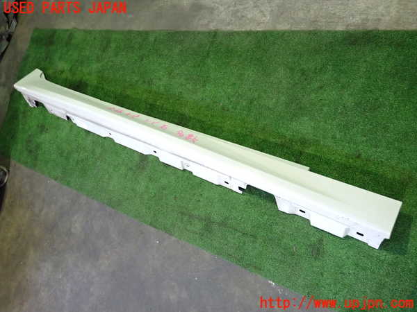2UPJ-36031390]BMW 528i(FR30)右サイドステップ 中古 (F10)_m0001.jpg