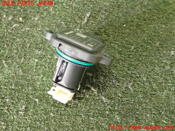 2UPJ-36036320]BMW 528i(FR30)エアフロメーター (エアマスセンサー) 中古 (F10)_m0002.jpg