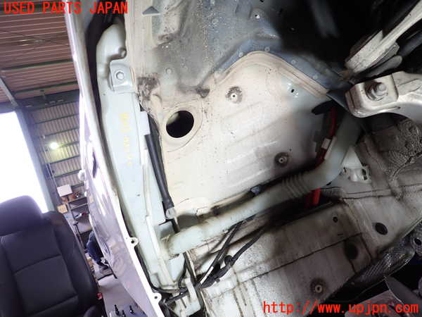 2UPJ-36036791]BMW 528i(FR30)ウォッシャータンク1 中古 (F10)_m0002.jpg