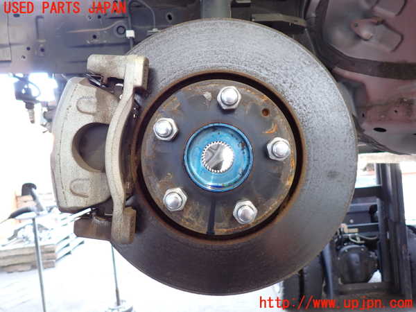 2UPJ-36044295]CX-5(KF2P)左フロントナックルハブ 中古_m0001.jpg