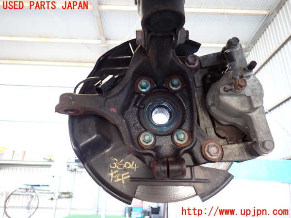 2UPJ-36044295]CX-5(KF2P)左フロントナックルハブ 中古_m0002.jpg