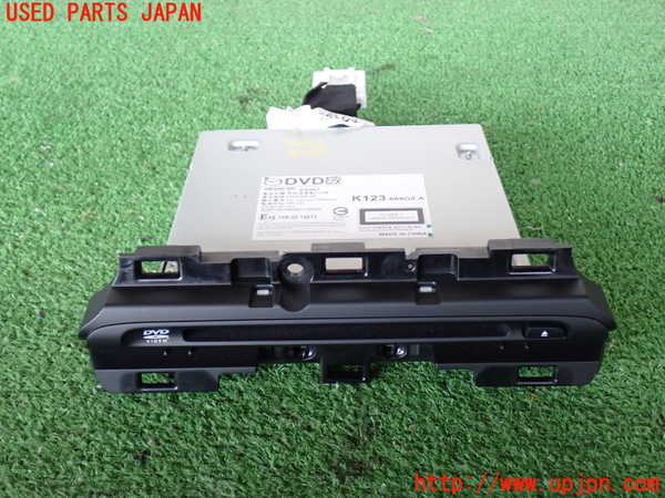 2UPJ-36046490]CX-5(KF2P)DVDプレイヤー 中古_m0001.jpg