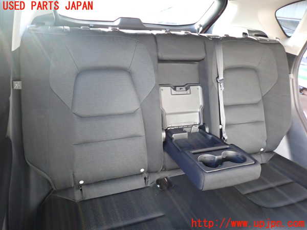 2UPJ-36047385]CX-5(KF2P)リアシート 中古_m0003.jpg