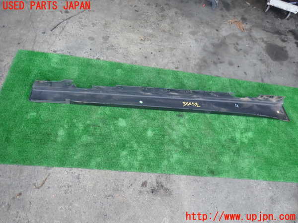 2UPJ-36051392]BMW 320d ツーリング(3D20)(F31)左サイドステップ 中古_m0004.jpg