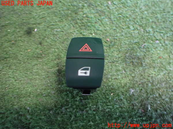 2UPJ-36056290]BMW 320d ツーリング(3D20)(F31)ハザードスイッチ 中古_m0001.jpg