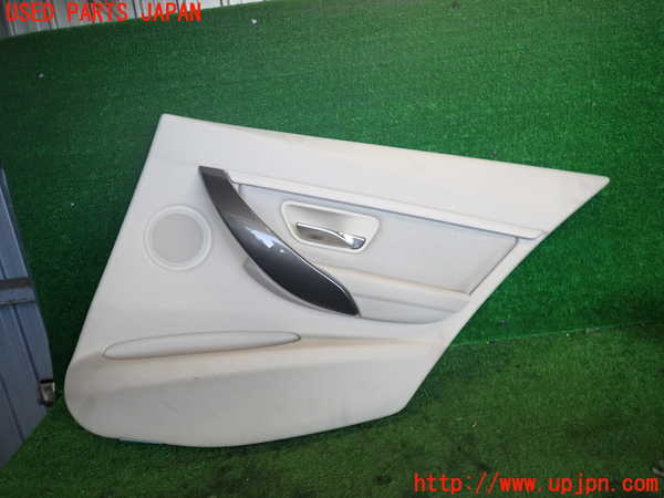 2UPJ-36051294]BMW 320d ツーリング(3D20)(F31)右後ドア内張り 中古_m0001.jpg