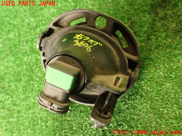 2UPJ-36061180]ジープ・コンパス(MK49)右フォグ 中古_m0003.jpg