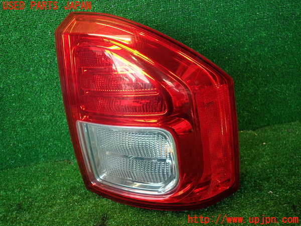 2UPJ-36061530]ジープ・コンパス(MK49)右テールランプ 中古_m0001.jpg