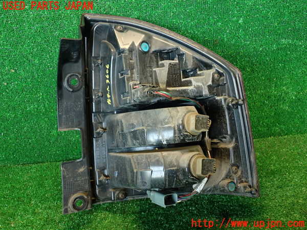 2UPJ-36061536]ジープ・コンパス(MK49)左テールランプ 中古_m0003.jpg