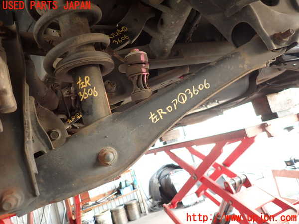 2UPJ-36065226]ジープ・コンパス(MK49)左リアロアアーム1 中古_m0001.jpg