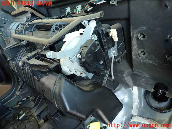 2UPJ-36066081]ジープ・コンパス(MK49)エバポレーター1 中古_m0004.jpg