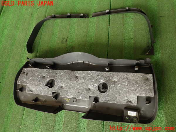 2UPJ-36061578]ジープ・コンパス(MK49)バックドア内張り 中古_m0005.jpg