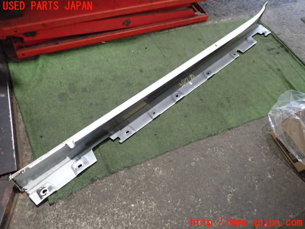 2UPJ-36071390]BMW 528i ツーリング(MU30)右サイドステップ 中古 (F11)_m0005.jpg