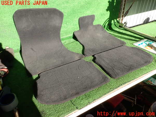 2UPJ-36077800]BMW 528i ツーリング(MU30)フロアマット 中古 (F11)_m0001.jpg