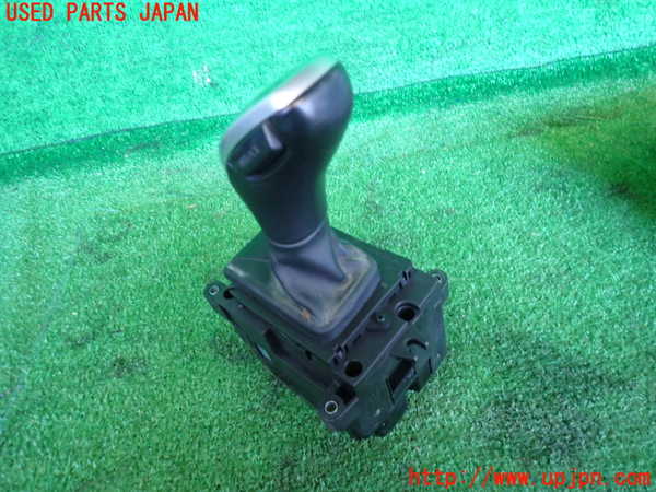 2UPJ-36077555]BMW 528i ツーリング(MU30)ATシフトレバー 中古 (F11)_m0002.jpg