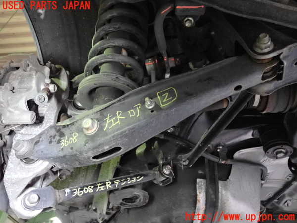 2UPJ-36085227]レクサス・IS250C(GSE20)左リアロアアーム2 中古_m0001.jpg