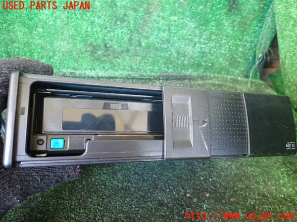 1UPJ-36096505]ランドローバー・レンジローバー(LP60D)CDチェンジャー 中古_m0002.jpg