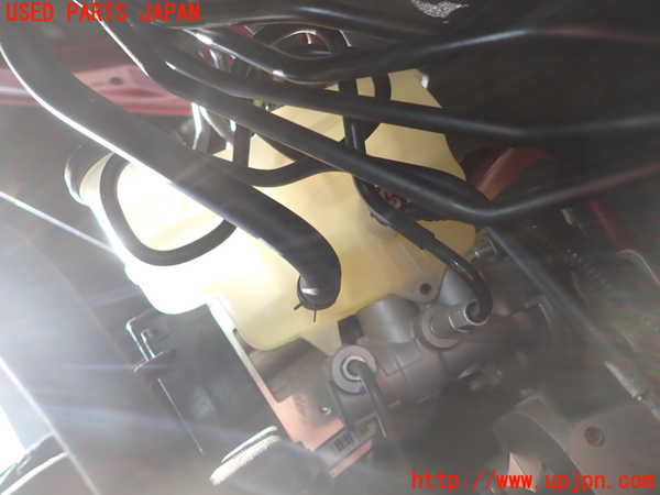 1UPJ-36104050]レクサス・IS300h(AVE30)ブレーキマスターシリンダー 中古_m0001.jpg